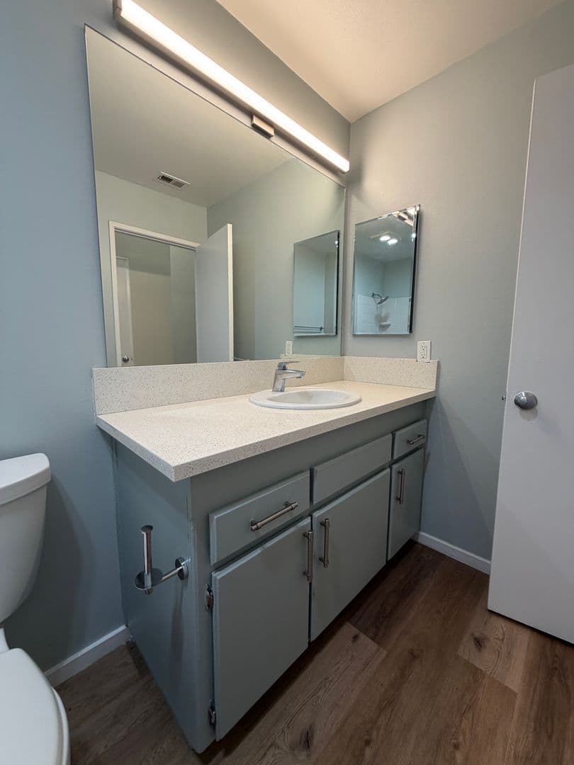 Oxnard Apartment: 430-440 Linden Drive