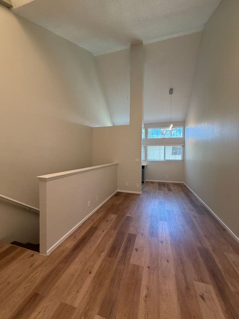 Oxnard Apartment: 430-440 Linden Drive