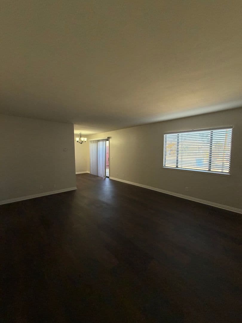 Santa Paula Apartment: 1125 E. Ventura Street