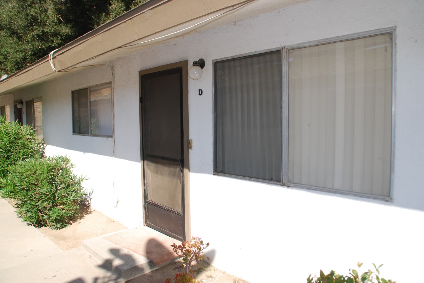 Santa Paula Apartment: 720-722 N. Ojai Road