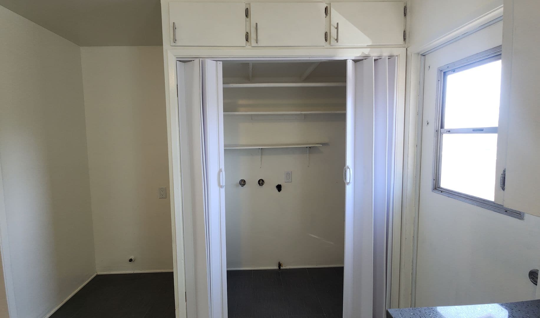 Santa Paula Apartment: 700 N. Ojai Road, A-H