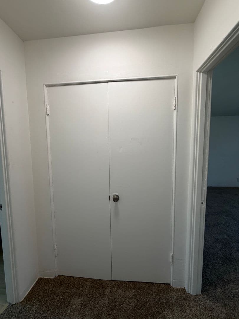Oxnard Apartment: 839 North A Street