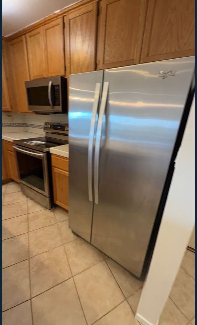 Oxnard Condo: 3101 Peninsula Road #102