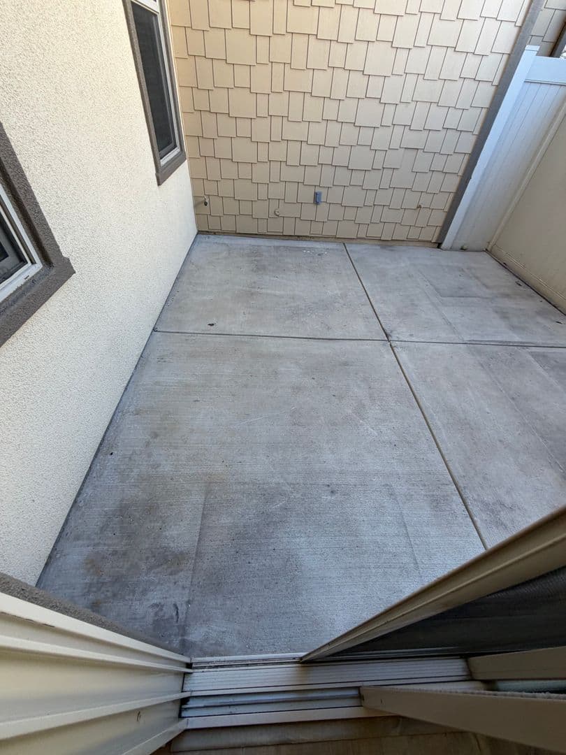 Oxnard House: 3207 Lisbon Lane