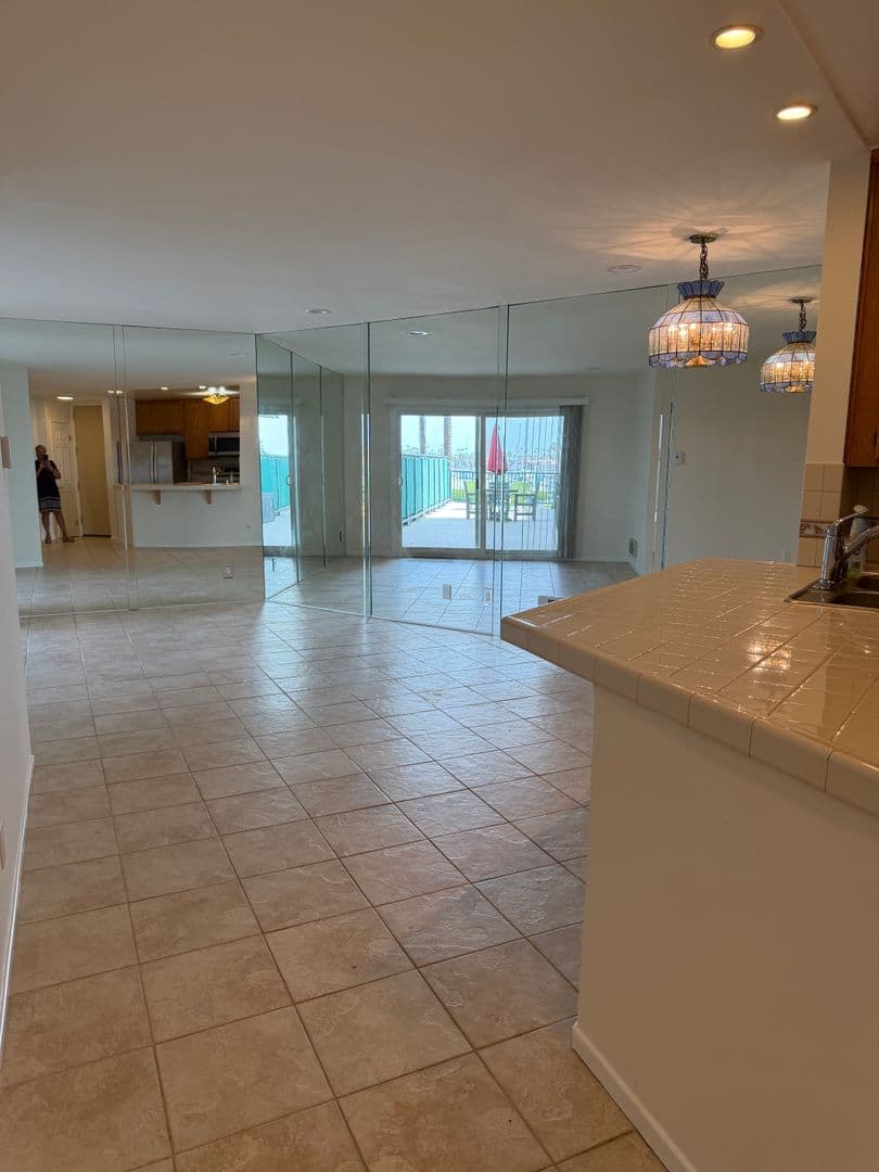 Oxnard Condo: 3101 Peninsula Road #102