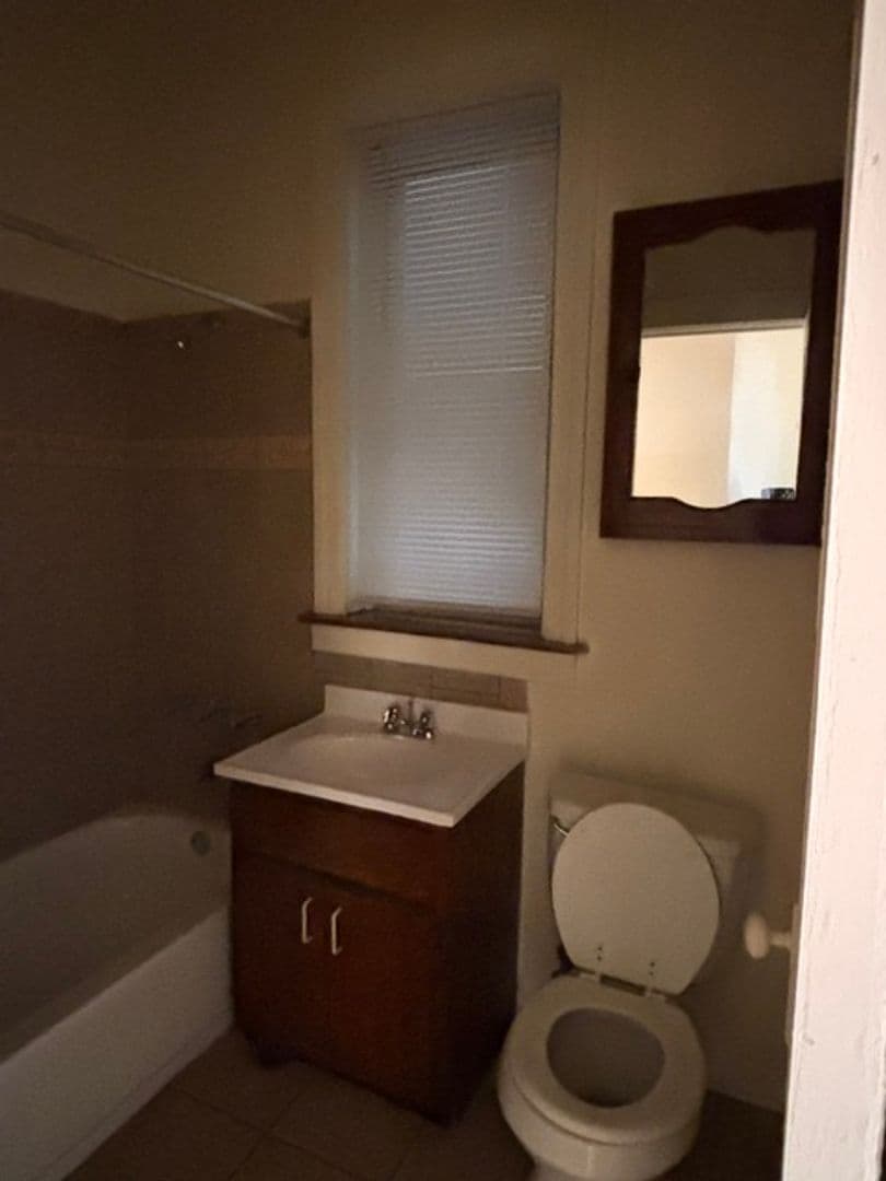 Chicago Apartment: 2531-41 E. 73rd Street