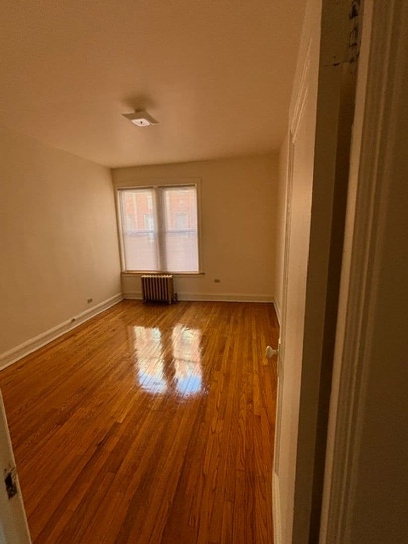 Chicago Apartment: 2531-41 E. 73rd Street