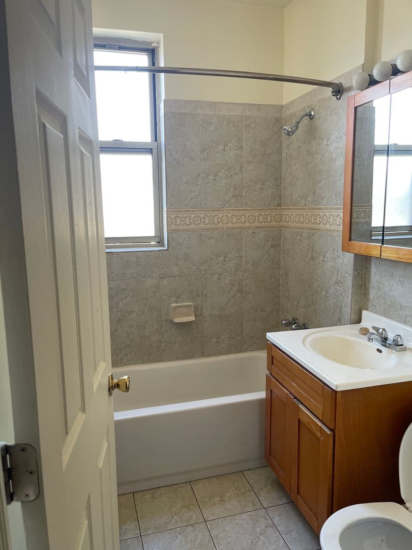 Chicago Apartment: 2531-41 E. 73rd Street