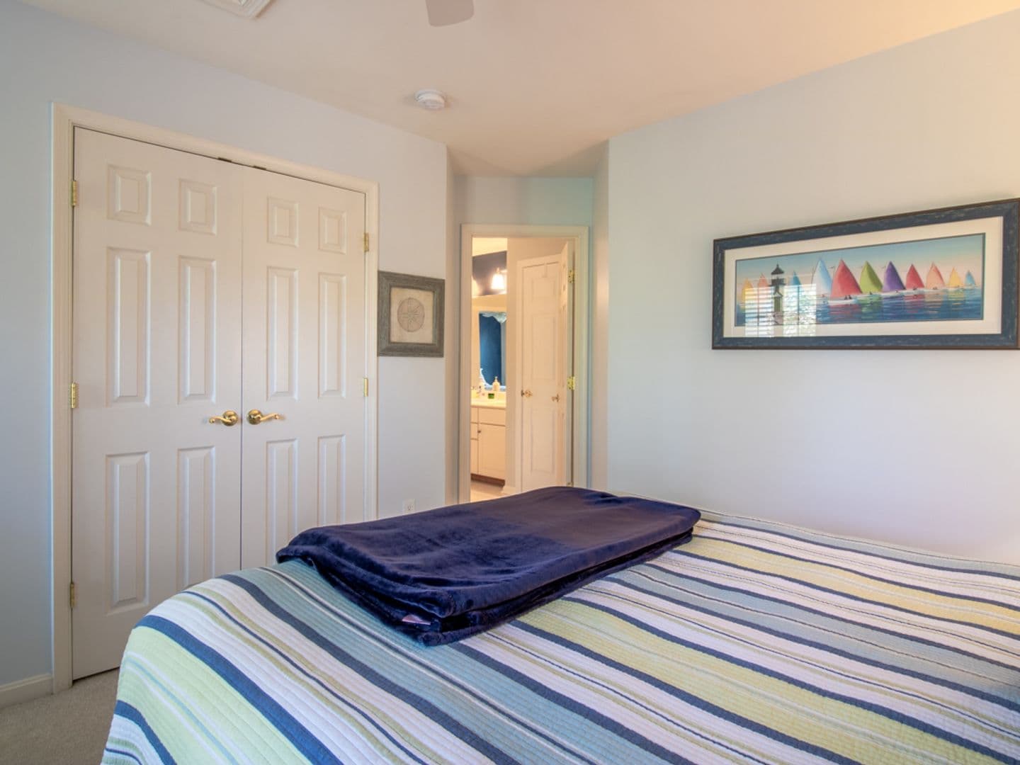 Milton House: 16478 Howard Miller Lane