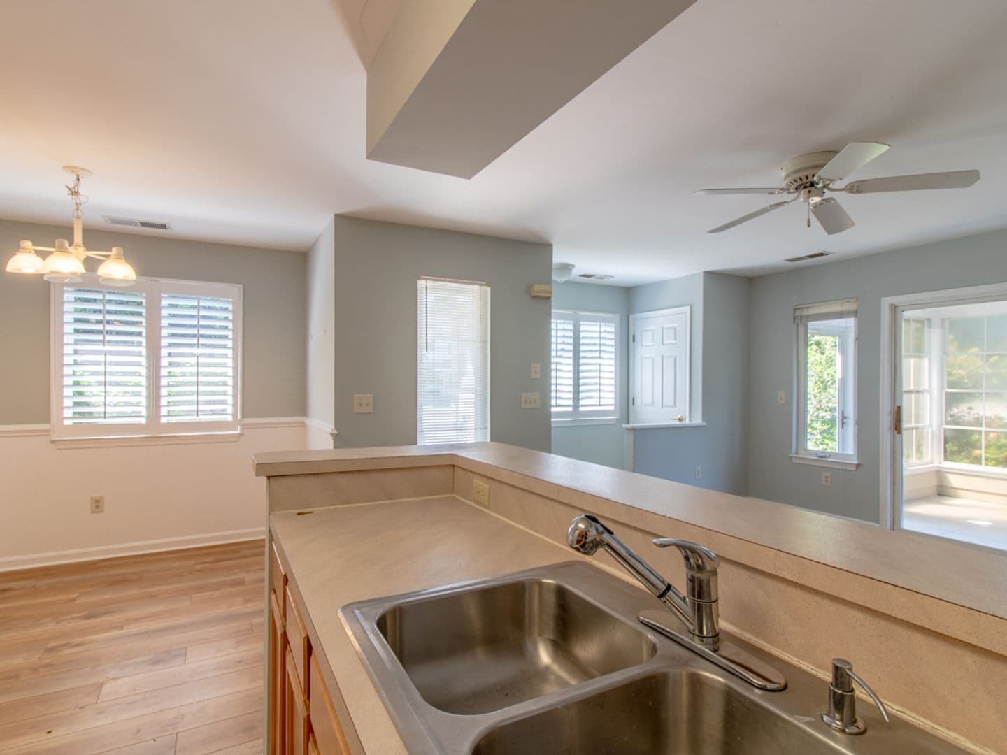 Lewes Townhome: 159 Lakeside Drive