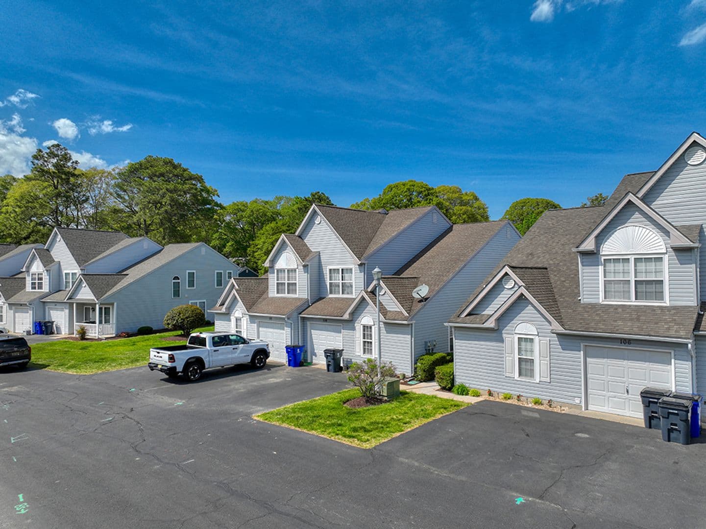 Rehoboth Beach Townhome: 108 Seabright Way