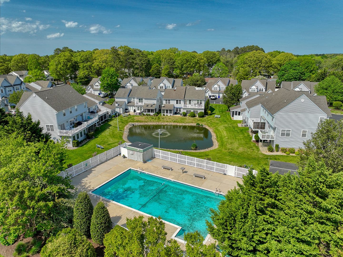 Rehoboth Beach Townhome: 108 Seabright Way