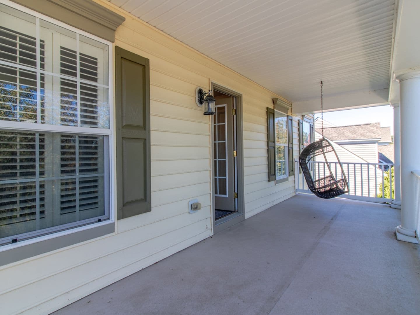 Milton House: 16478 Howard Miller Lane