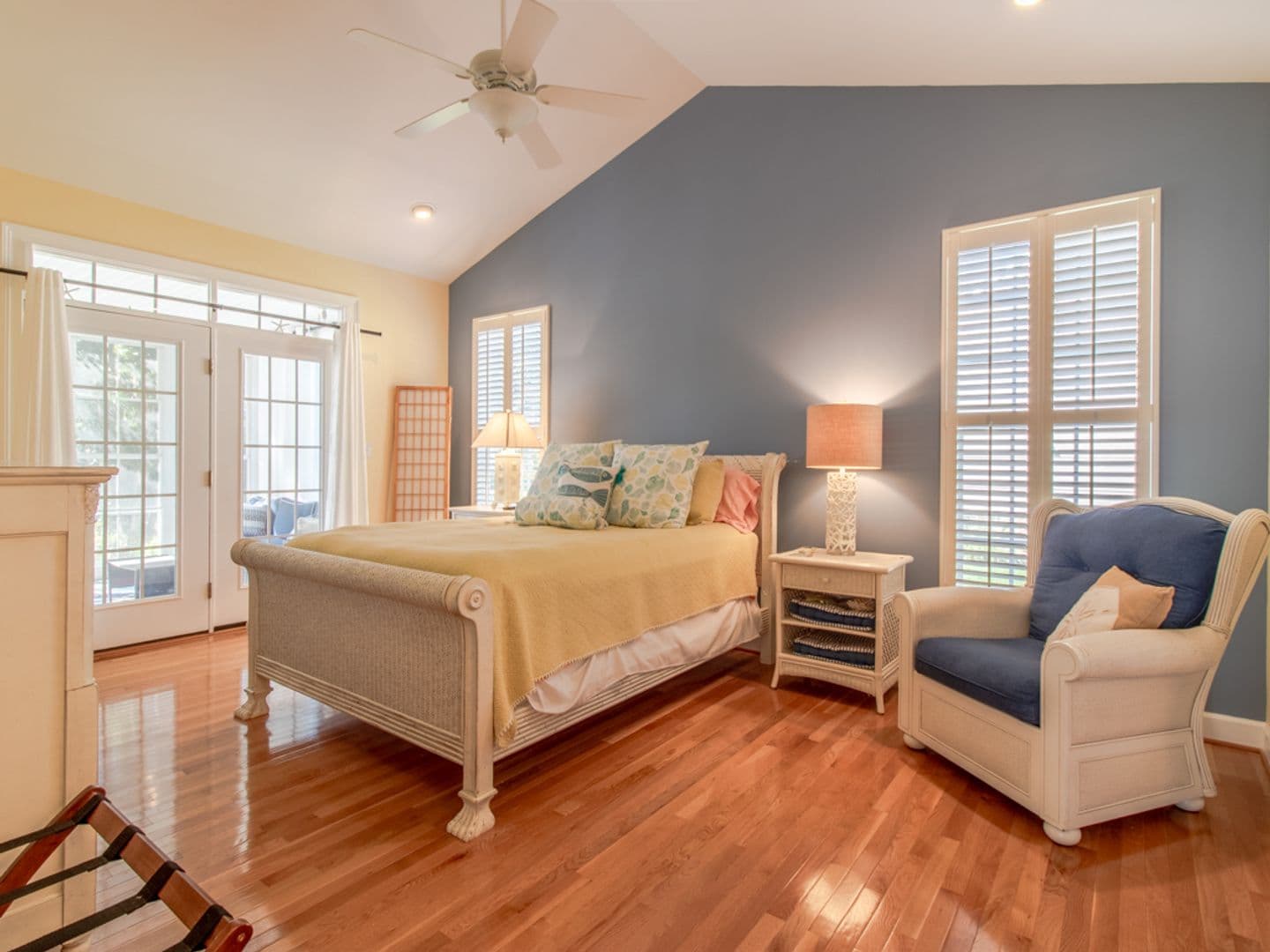 Milton House: 16478 Howard Miller Lane