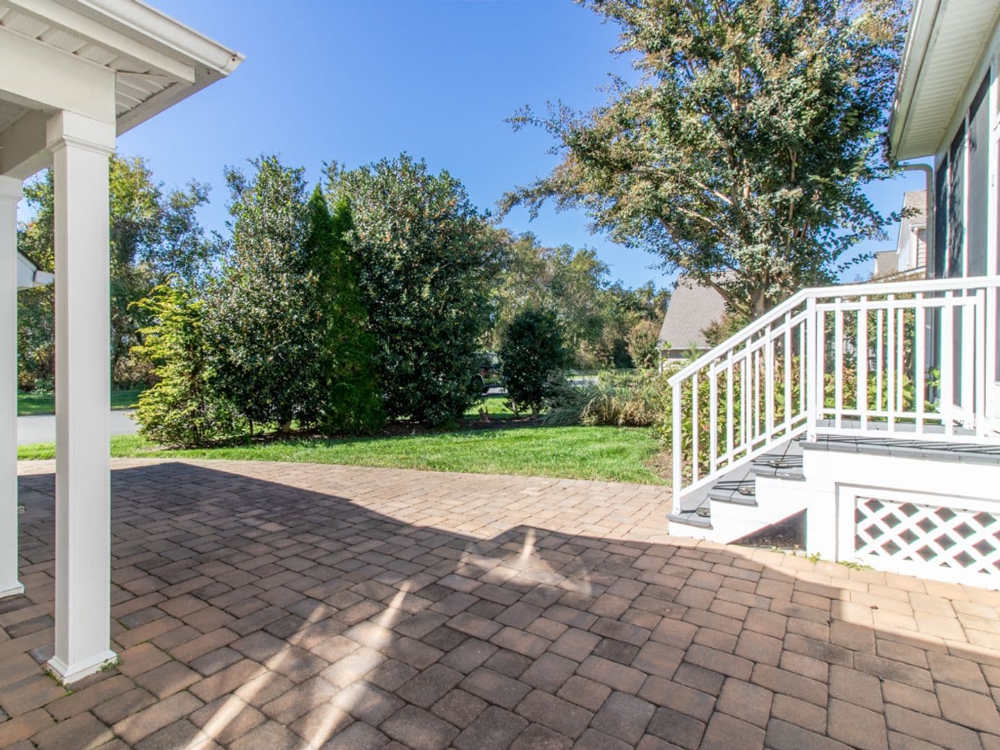 Milton House: 16478 Howard Miller Lane