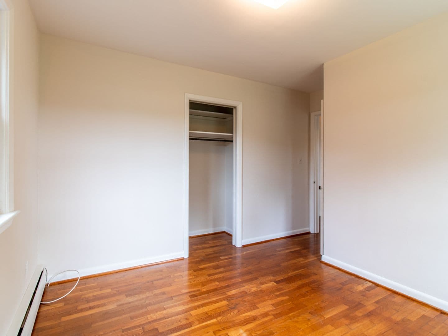 Lewes House: 1517 Savannah Rd