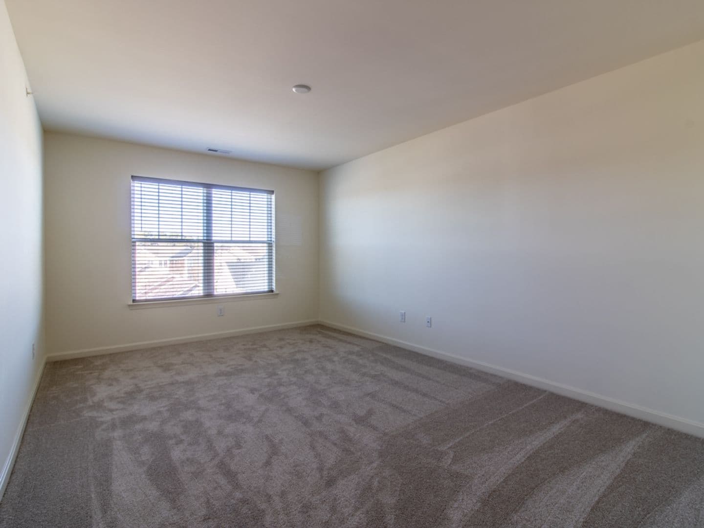 Milford Condo: 5003 W Pebble Lane