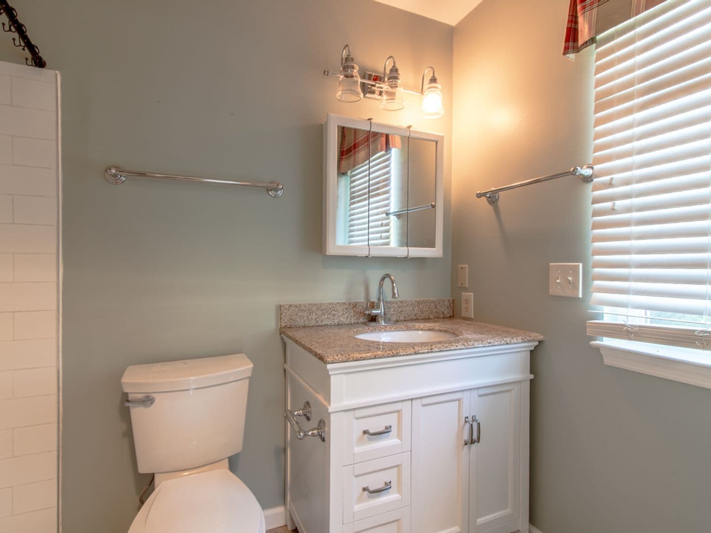 Lewes Townhome: 159 Lakeside Drive