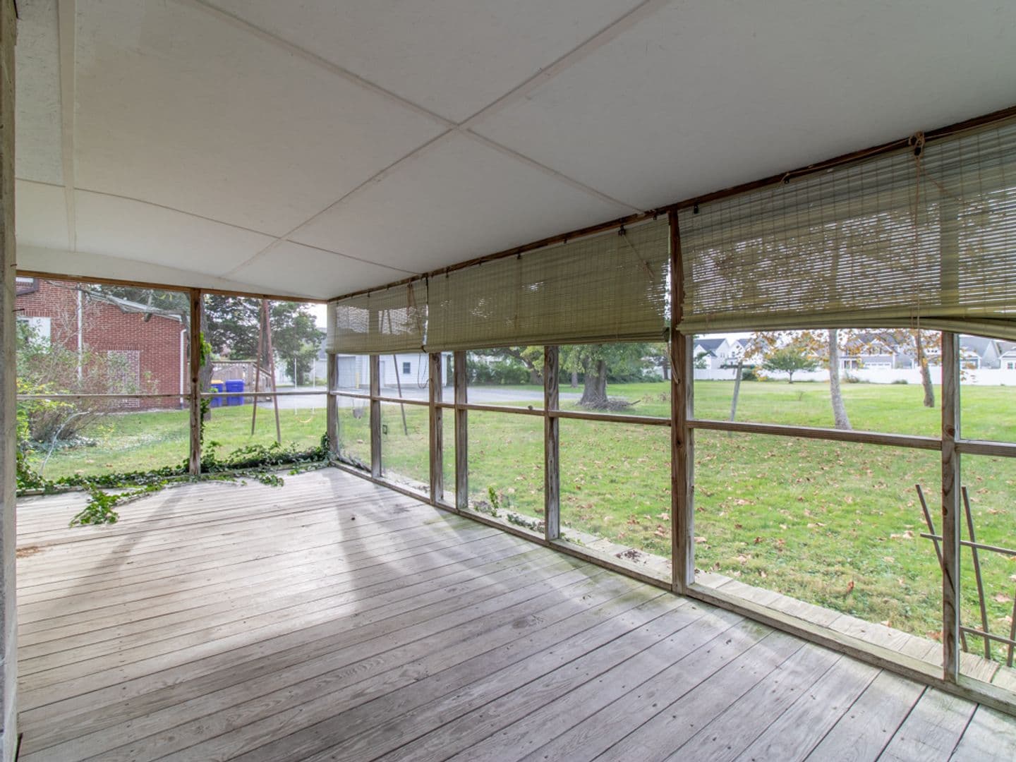 Lewes House: 1517 Savannah Rd
