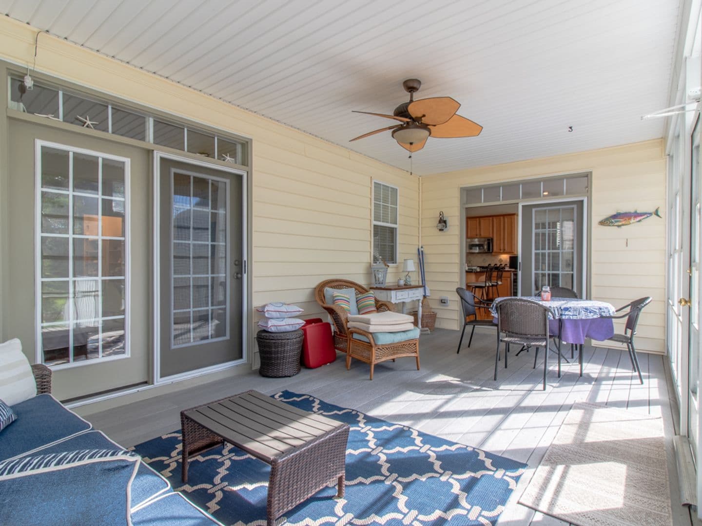 Milton House: 16478 Howard Miller Lane