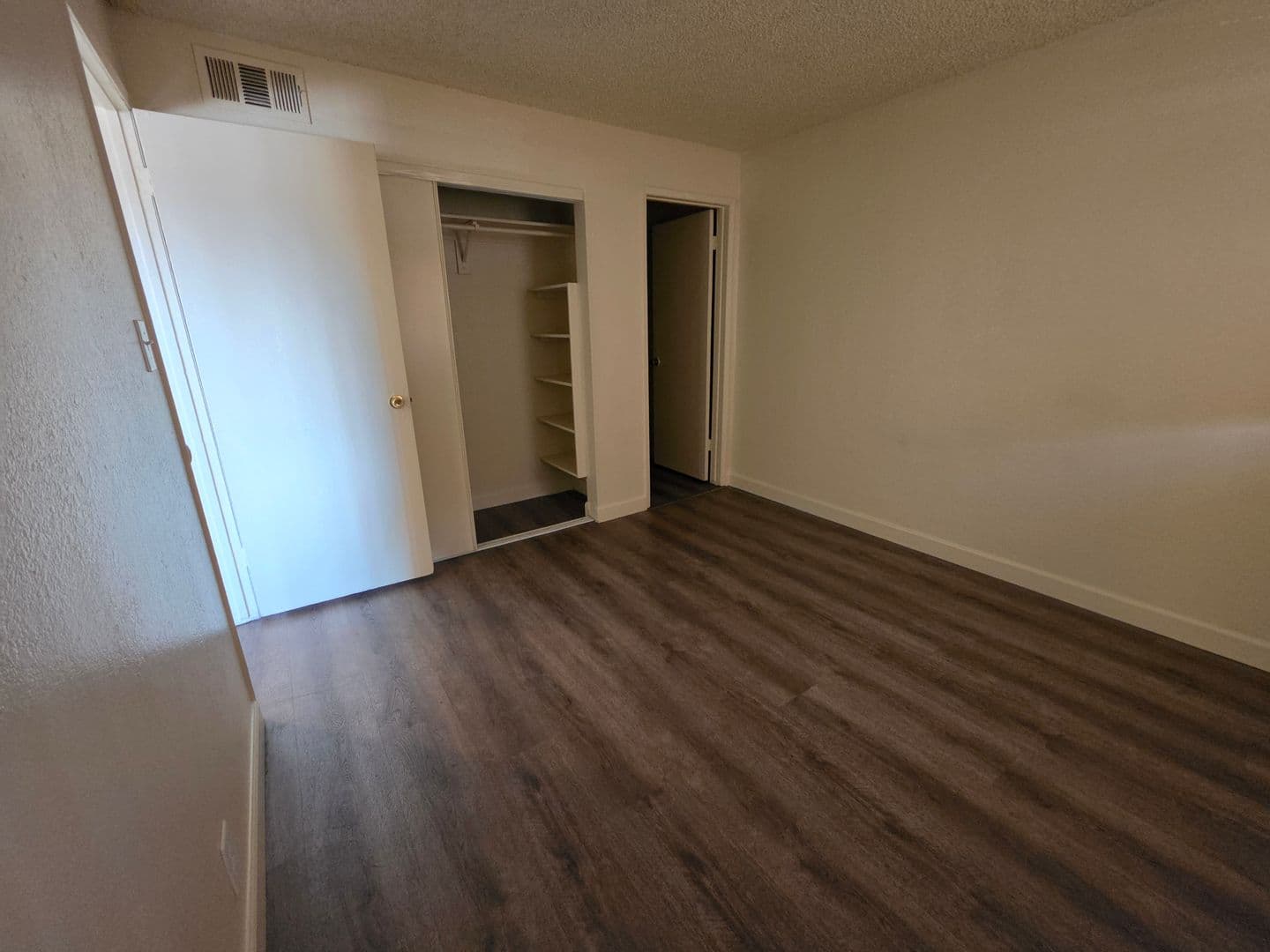 Las Vegas Condo: 3712 Royal Crest St. #5