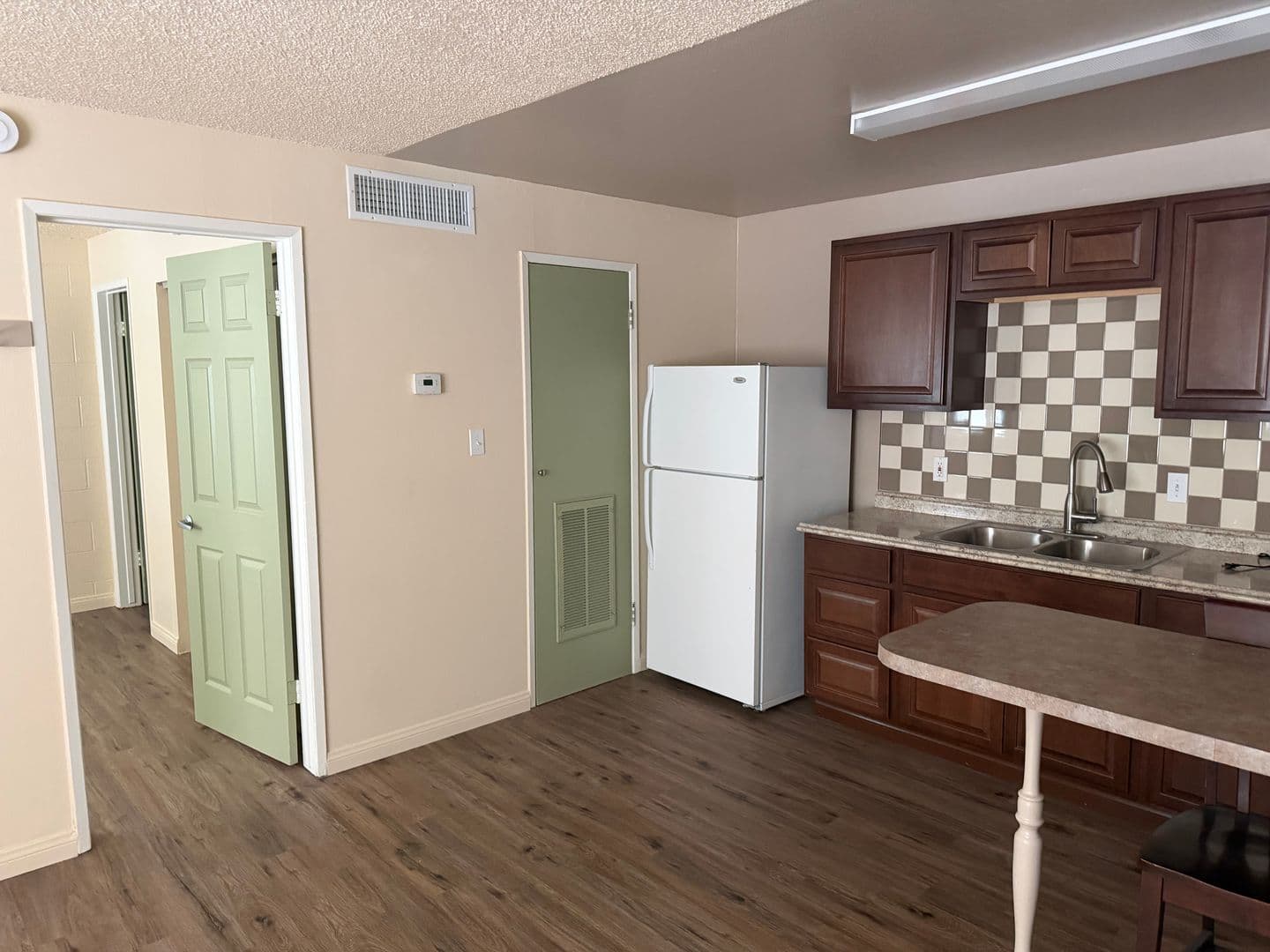Las Vegas Condo: 3726 Hazelwood St. #10