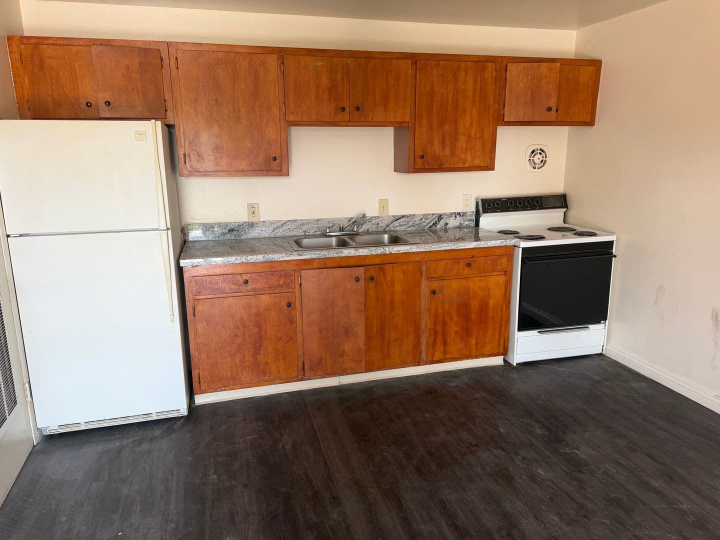 Las Vegas House: 3727 Hazelwood St. #21