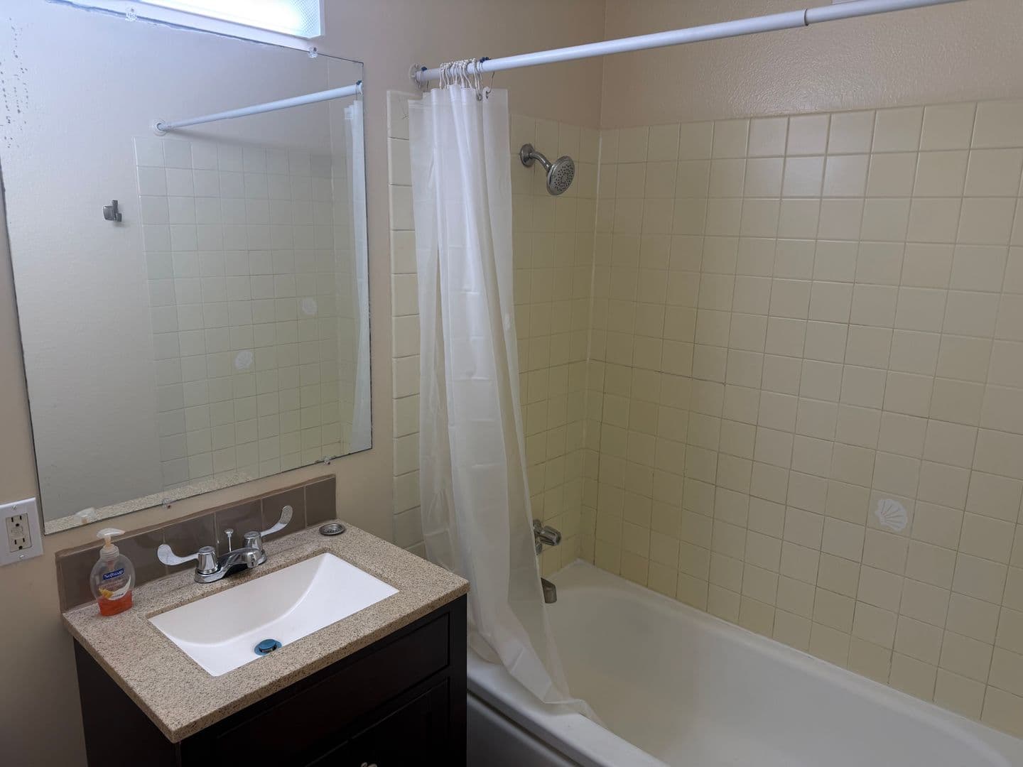 Las Vegas Condo: 3726 Hazelwood St. #10