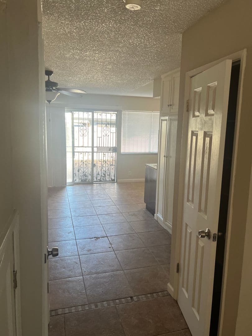 N. Las Vegas Townhome: 3503 Mercury St. #B