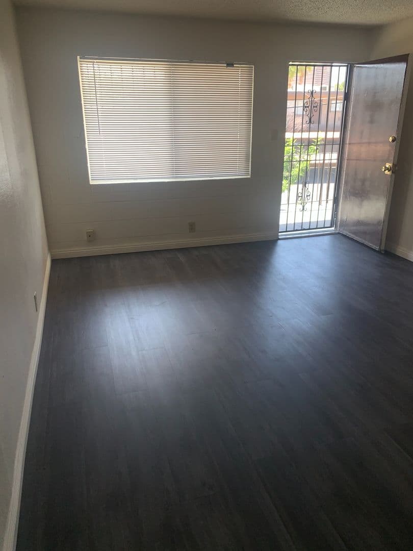 Las Vegas House: 3727 Hazelwood St. #21