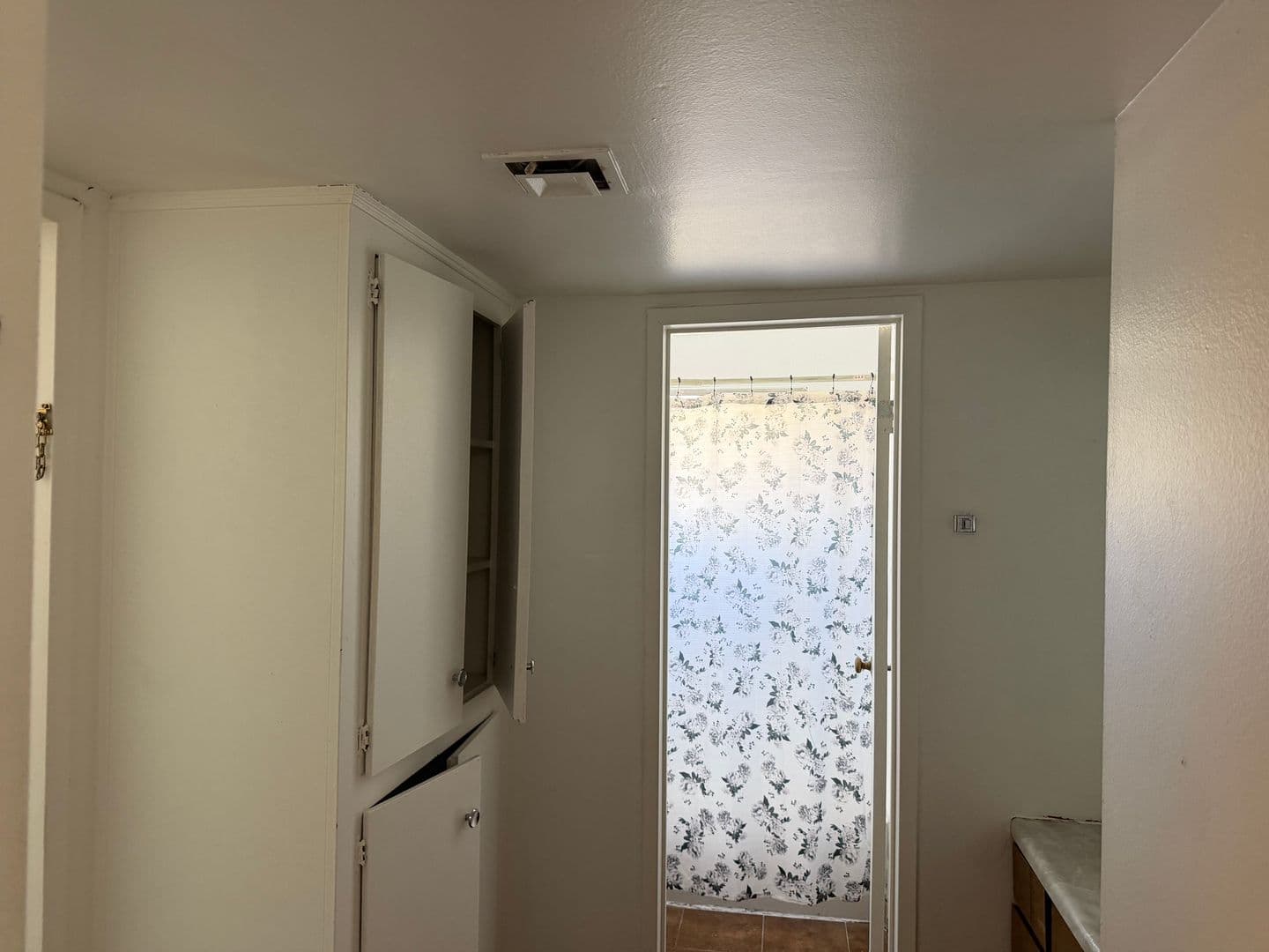Las Vegas Apartment: 2675 Sherwood St.