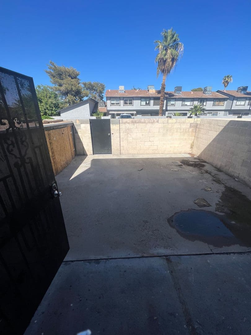 N. Las Vegas Townhome: 3503 Mercury St. #B