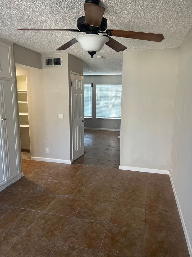 N. Las Vegas Townhome: 3503 Mercury St. #B