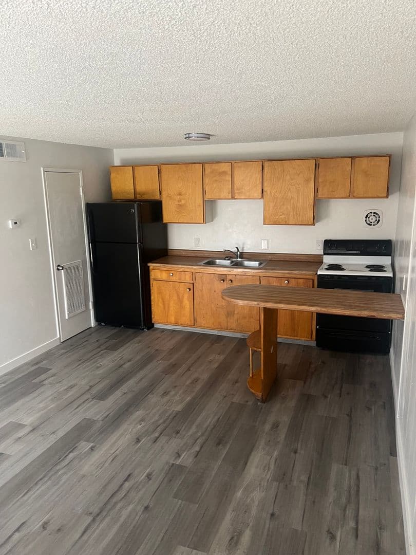 Las Vegas Condo: 3719 Hazelwood St. #8