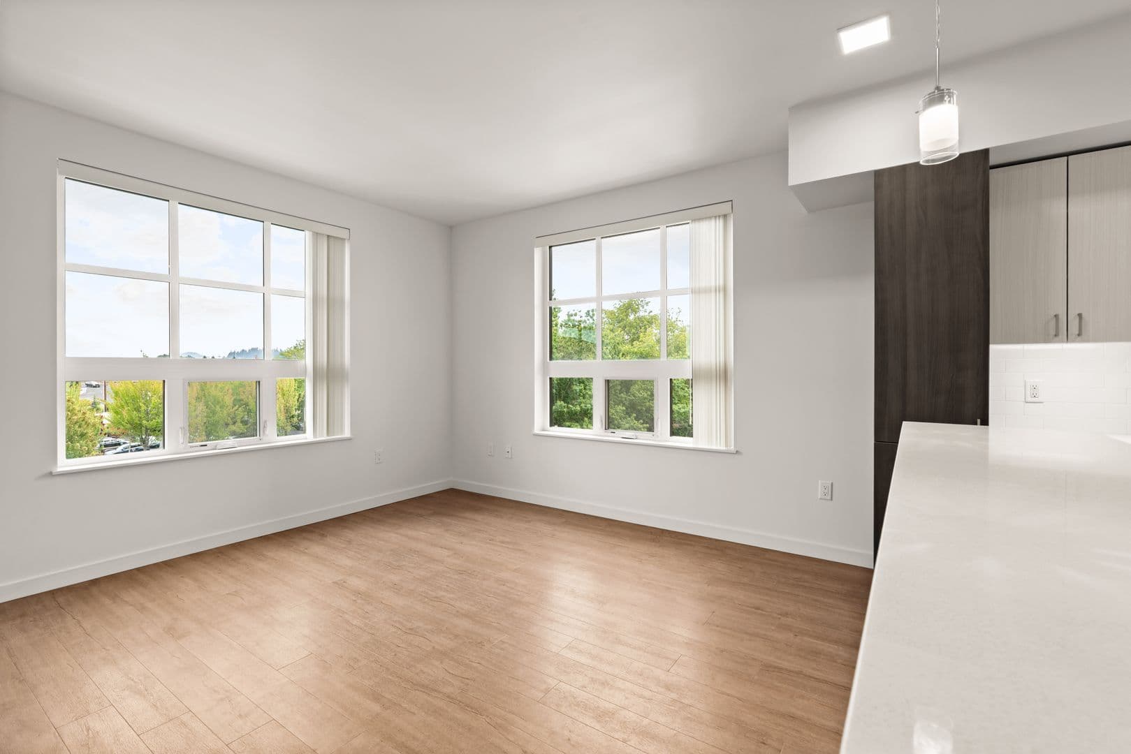 Eugene Apartment: 550 Pearl Street