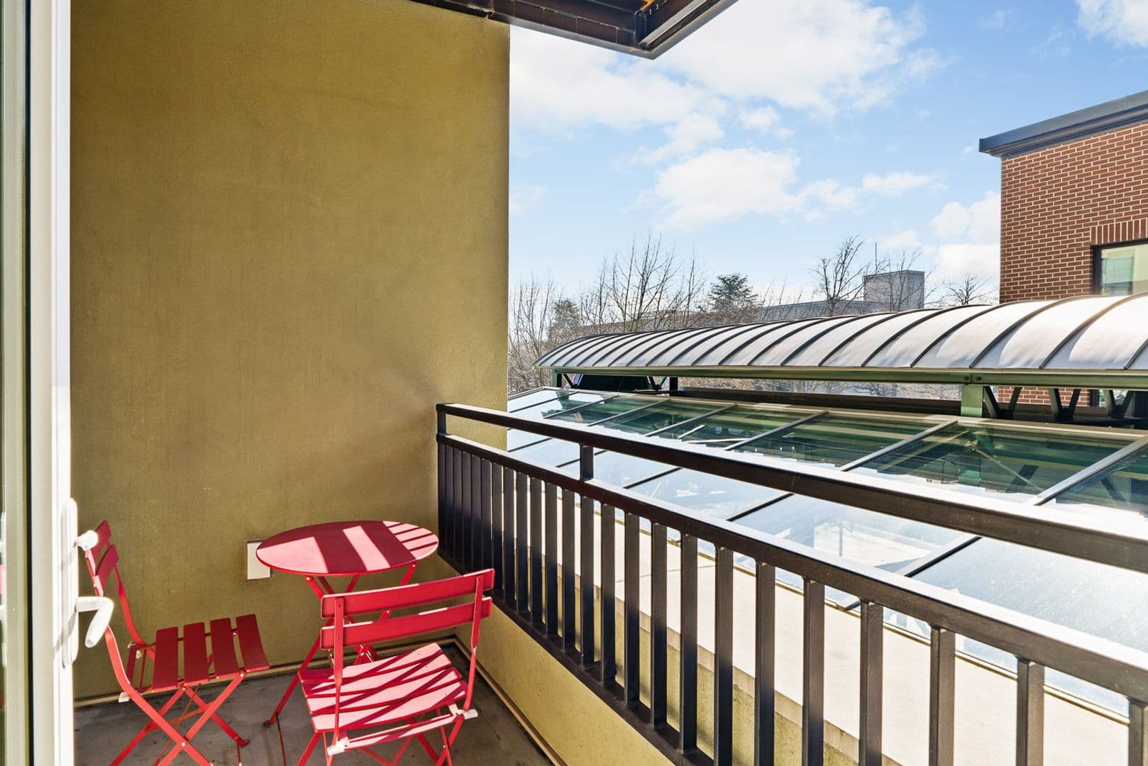 Eugene Apartment: 550 Pearl Street