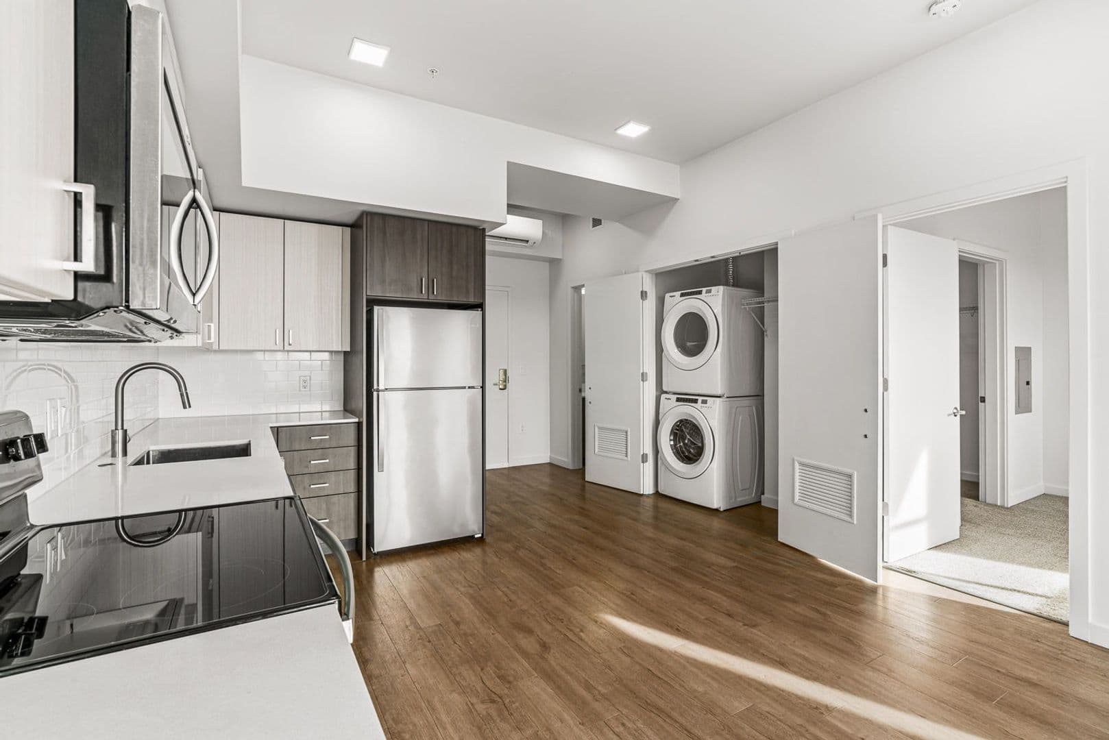 Eugene Apartment: 550 Pearl Street