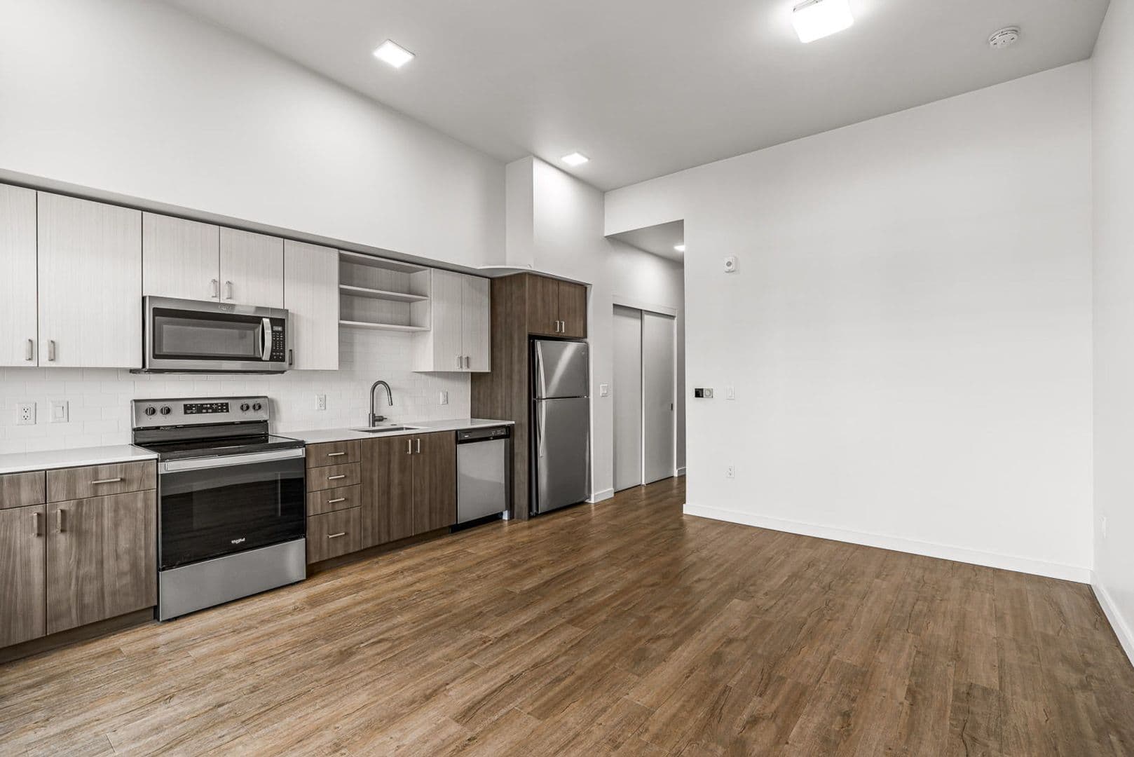 Eugene Apartment: 550 Pearl Street
