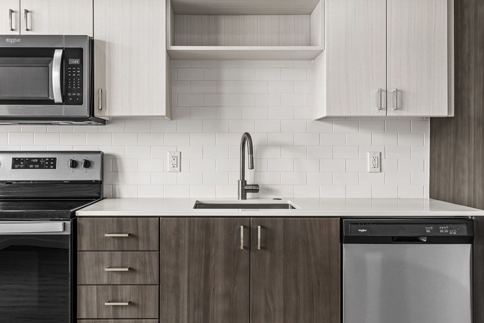 Eugene Apartment: 550 Pearl Street