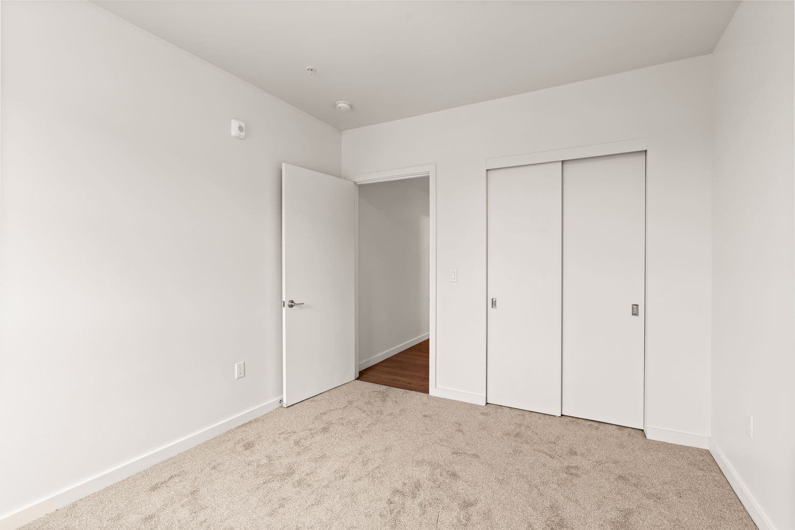 Eugene Apartment: 550 Pearl Street