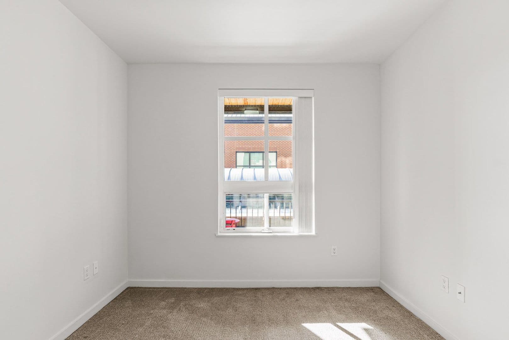 Eugene Apartment: 550 Pearl Street