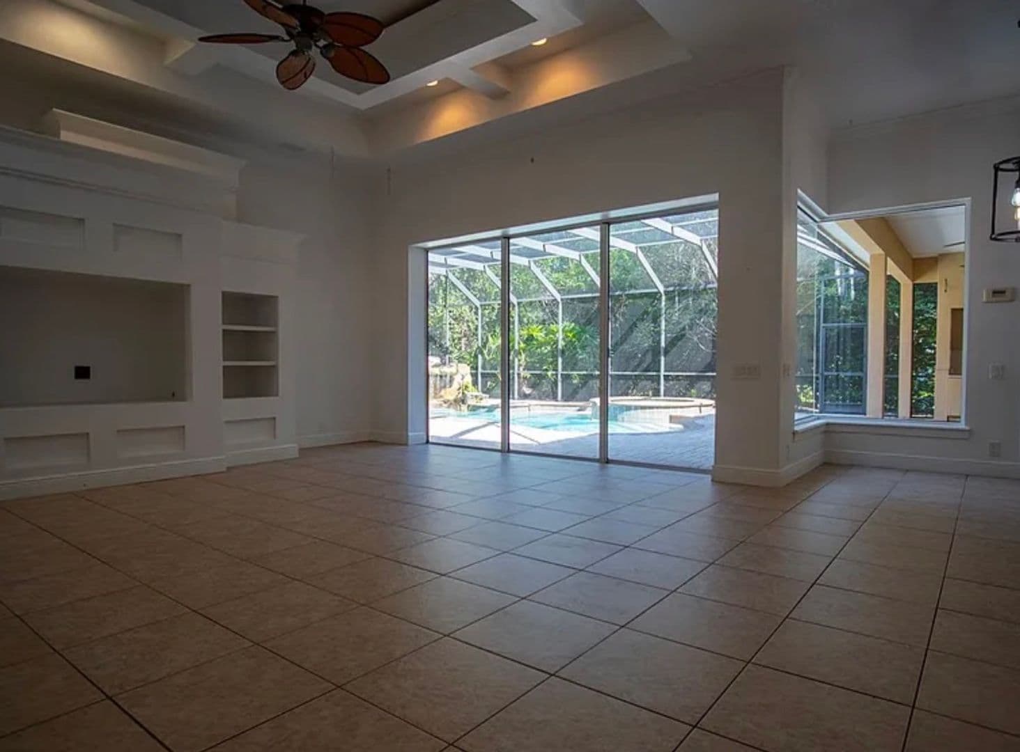 Ocala House: 5038 SE 6th Ave