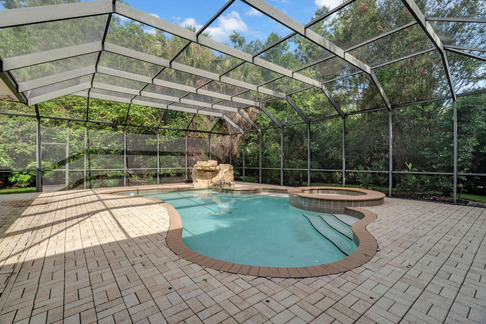 Ocala House: 5038 SE 6th Ave