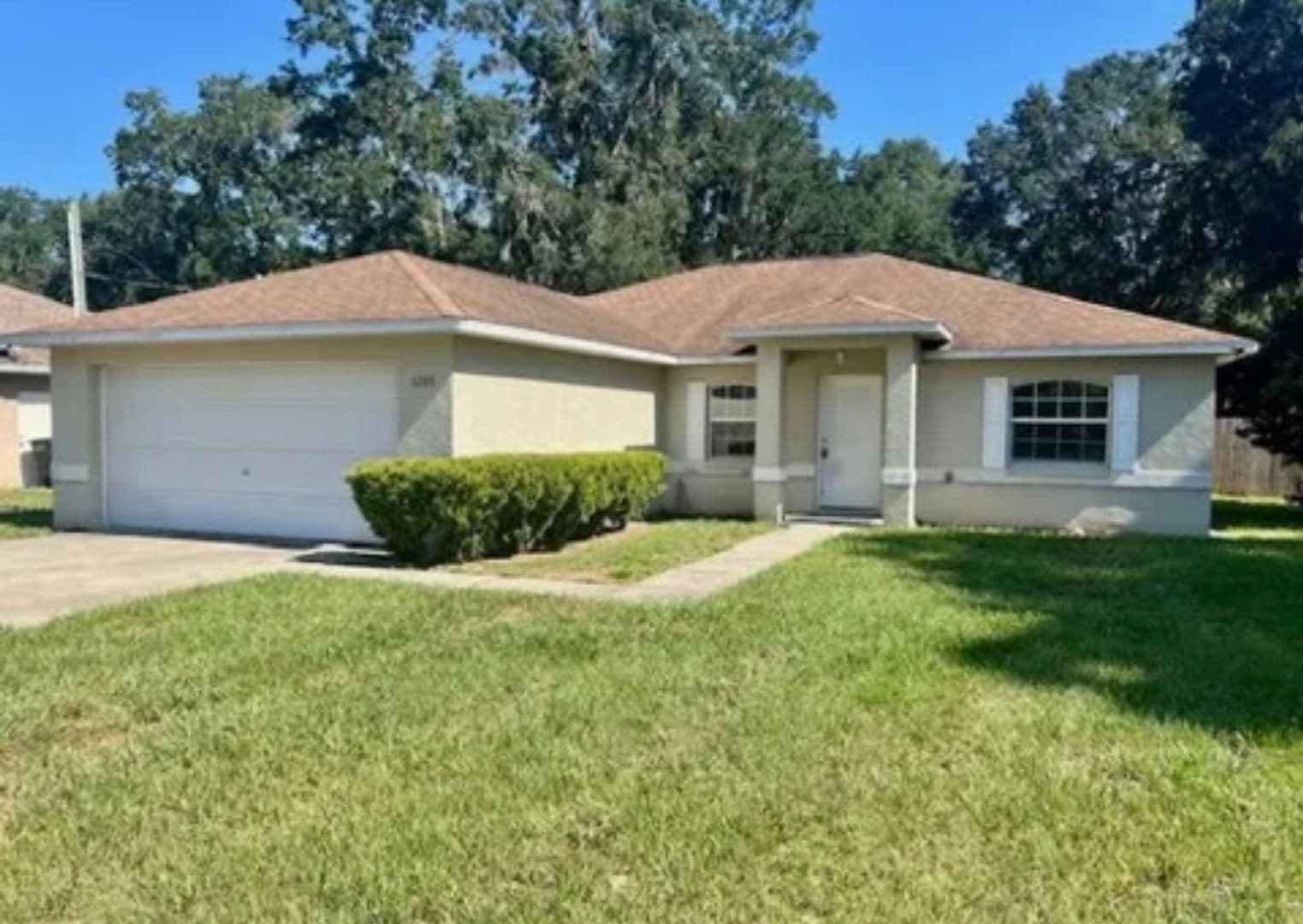 Ocala House: 5295 NW 55th Pl