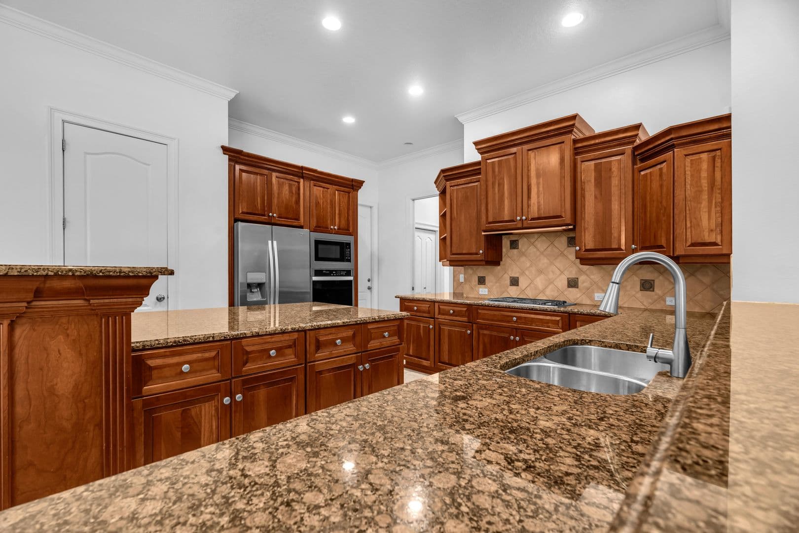 Ocala House: 5038 SE 6th Ave