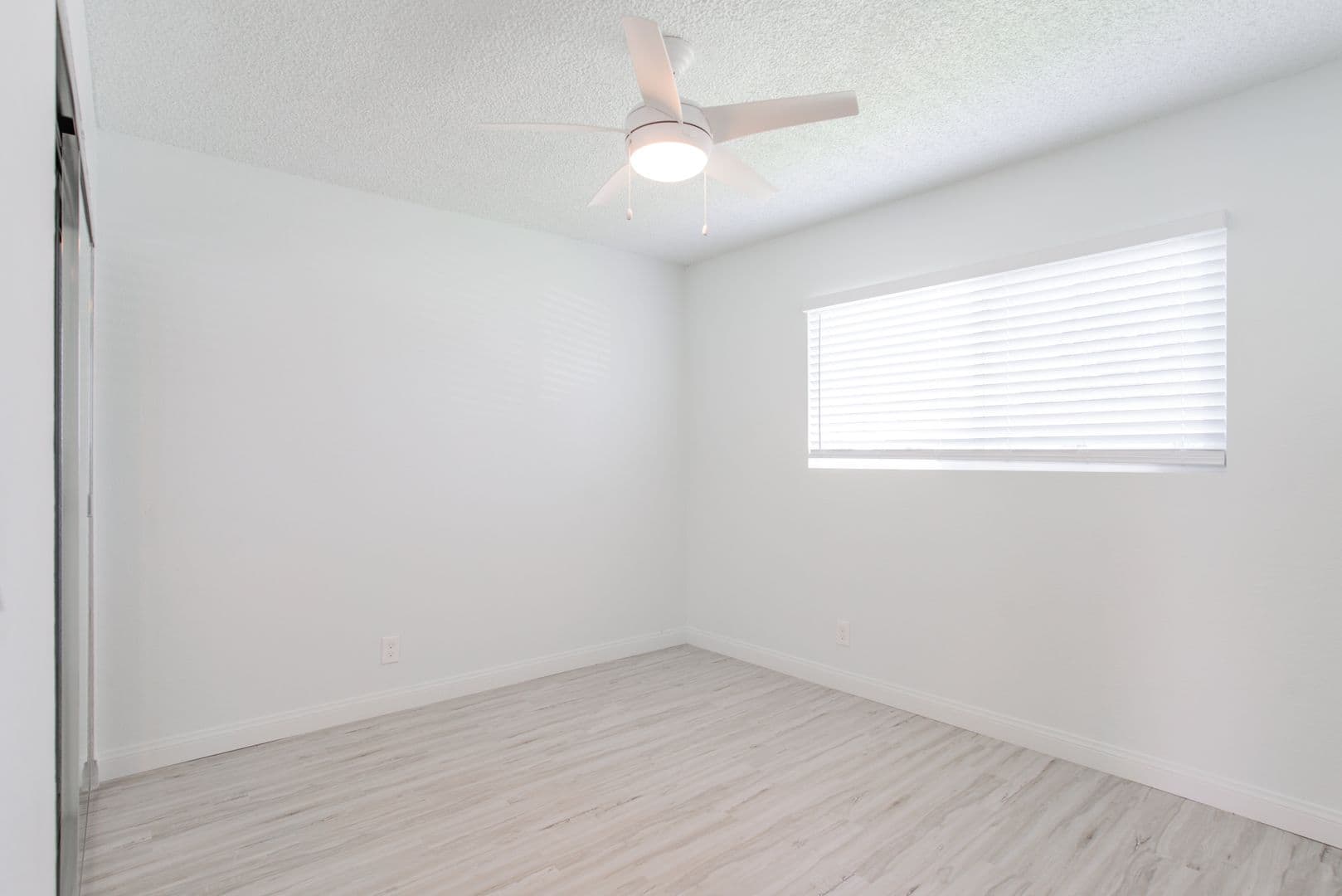 Garden Grove Apartment: 13171 Monroe Street