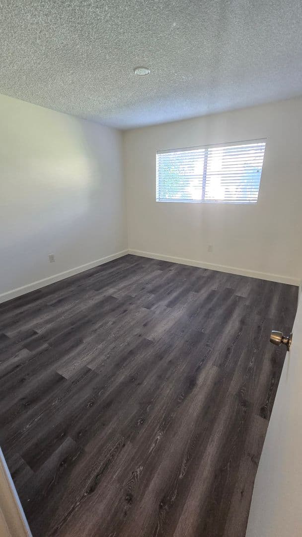 Fullerton Apartment: 620 S Ford Avenue