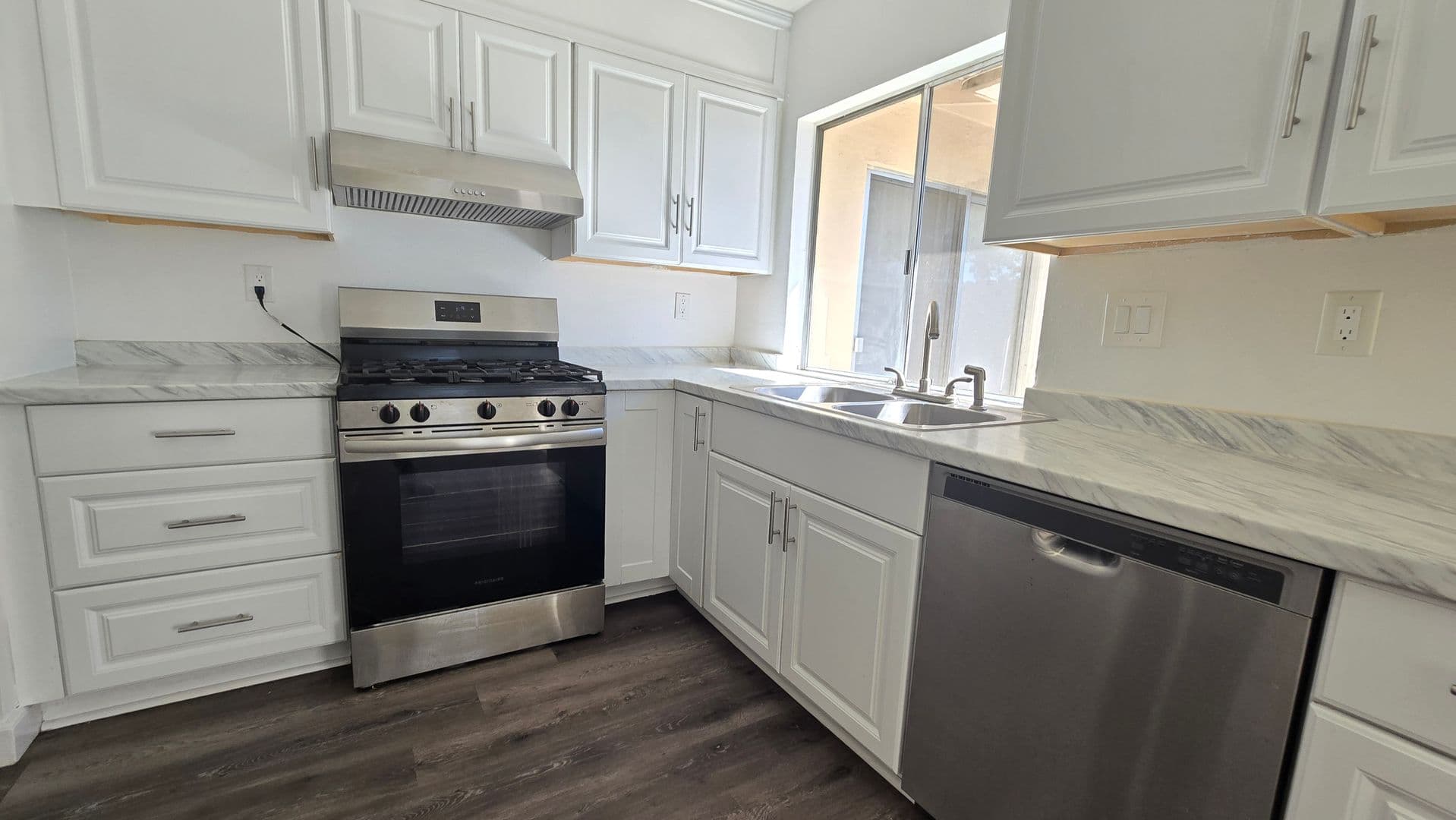 Fullerton Apartment: 620 S Ford Avenue