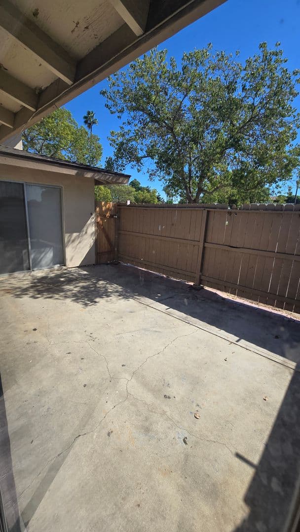 Fullerton Apartment: 620 S Ford Avenue