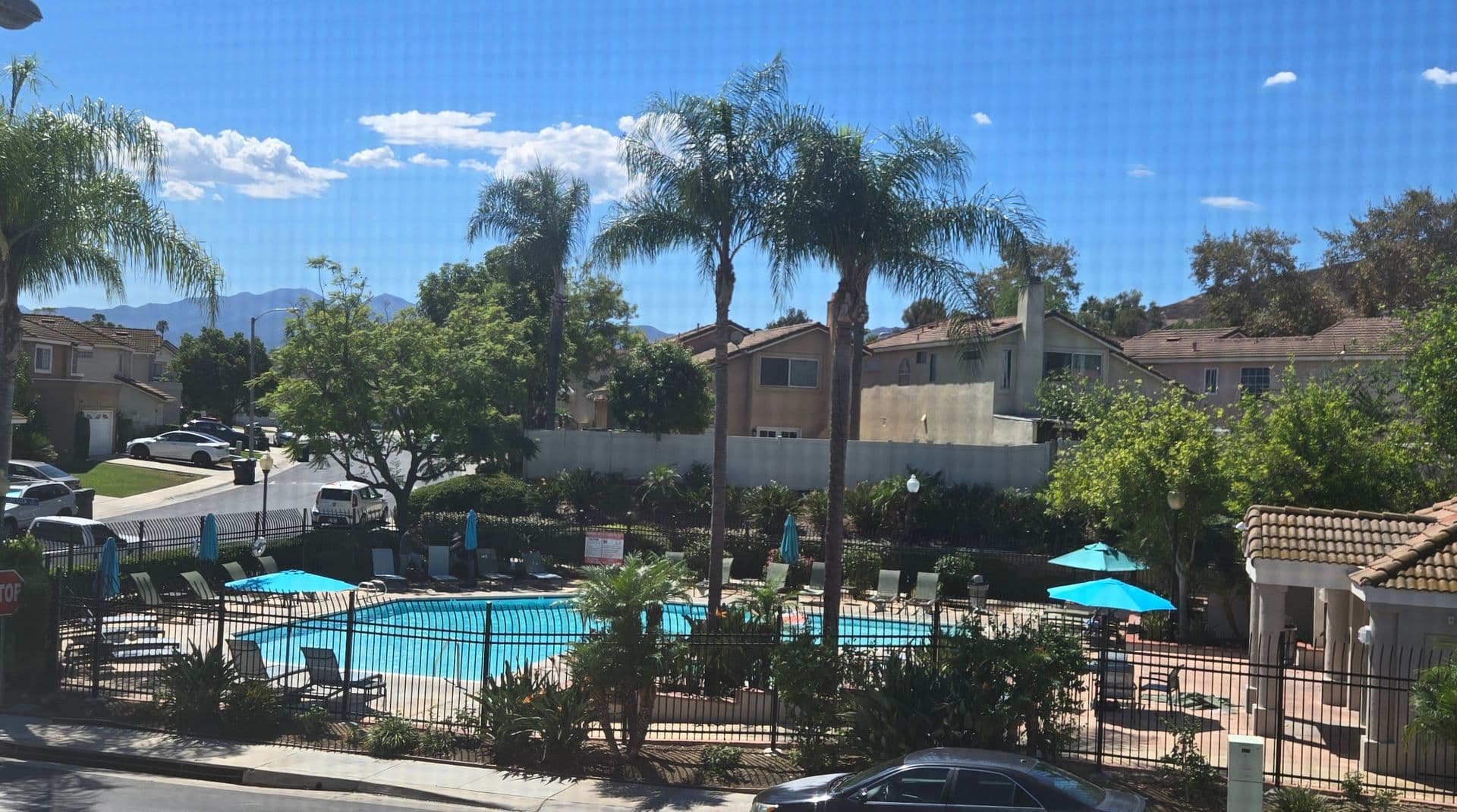 Corona House: 2145 Cedar Glen Dr